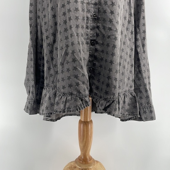 Std Grace Star Print Btn Dwn Shirt Starry Ruffle Astro Sz LG - Picture 6 of 8